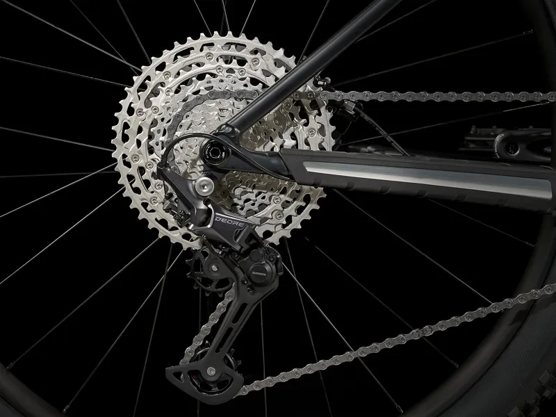 TREK Roscoe 7 Hardtail Mountain Bike in Matte Trek Black-1